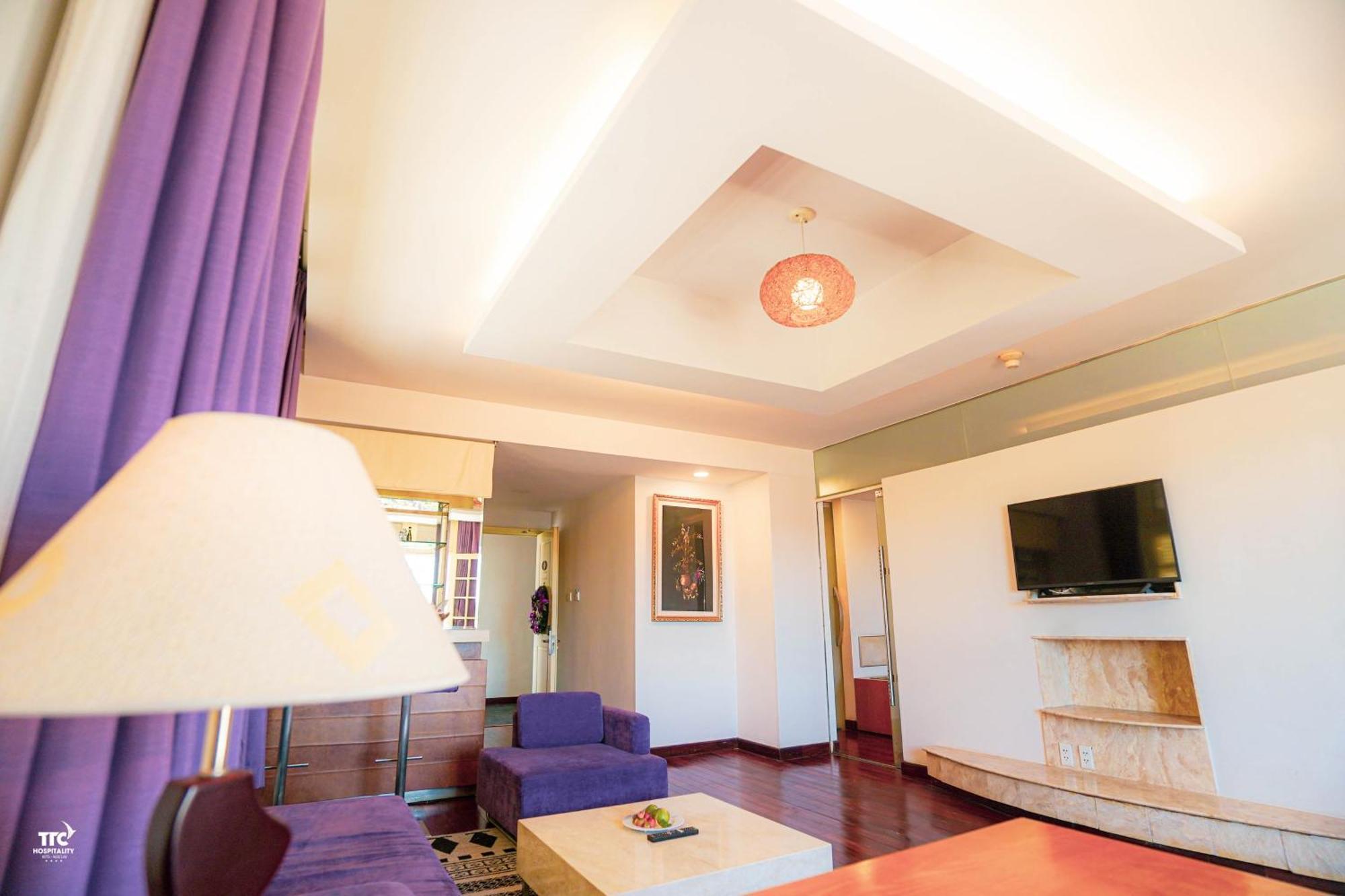 Ttc Hotel - Ngoc Lan Dalat Exteriör bild
